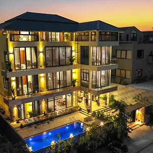 https://beach-haven-suites.hotelsofhoian.com